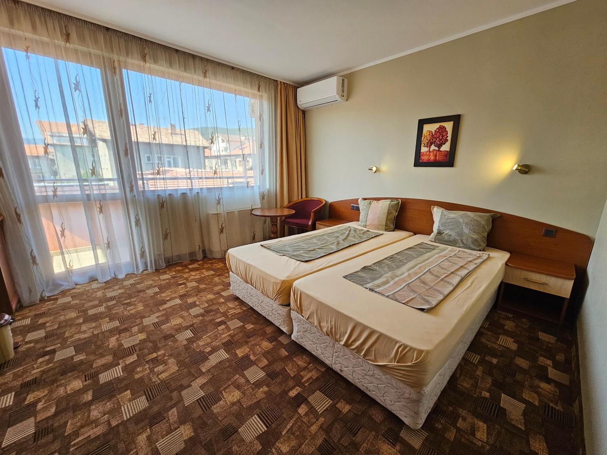 Family Hotel Jeri Velingrad Exterior photo
